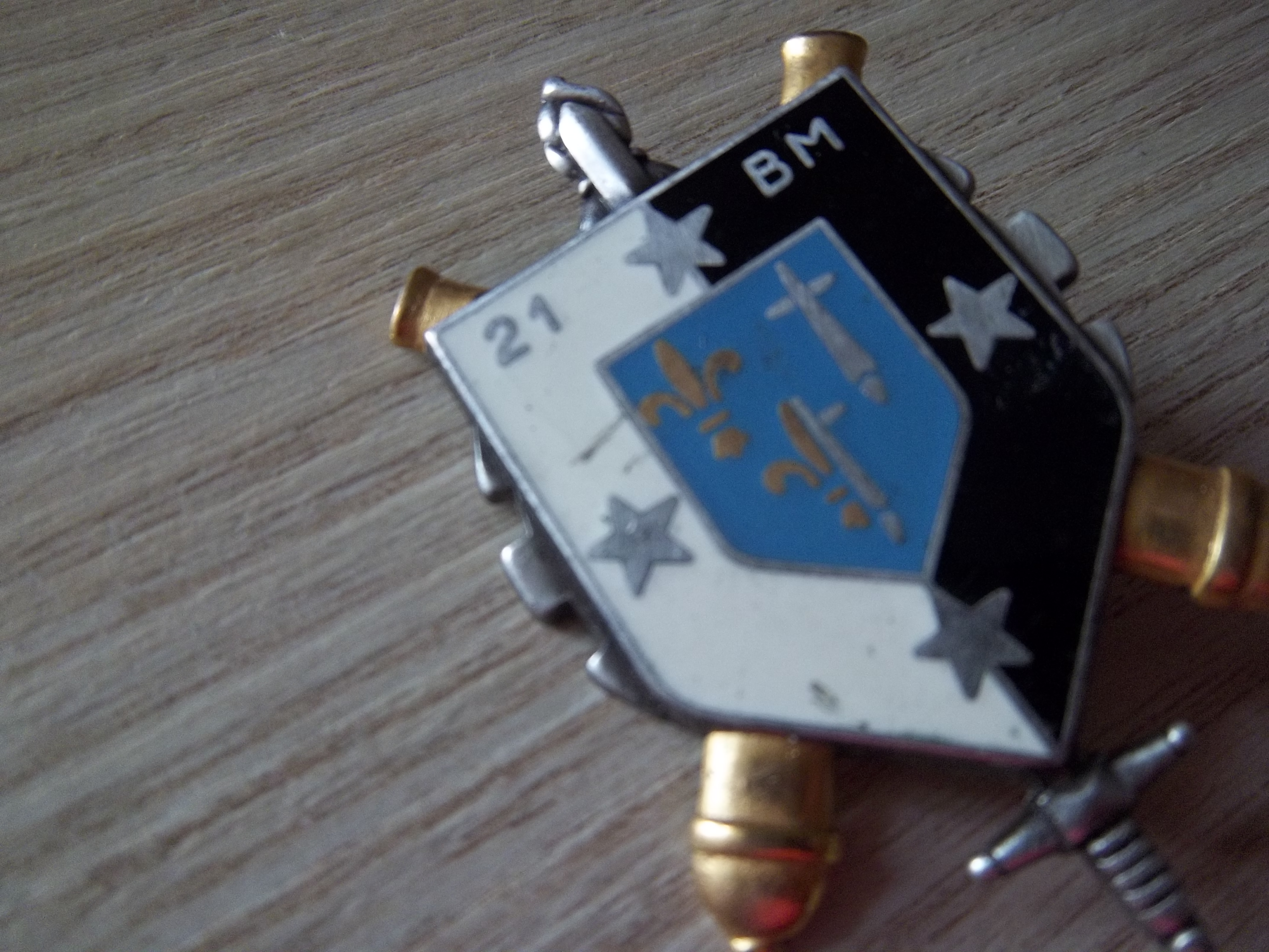 Insigne Fraisse du 21° Bataillon du Matériel - Miniature 2