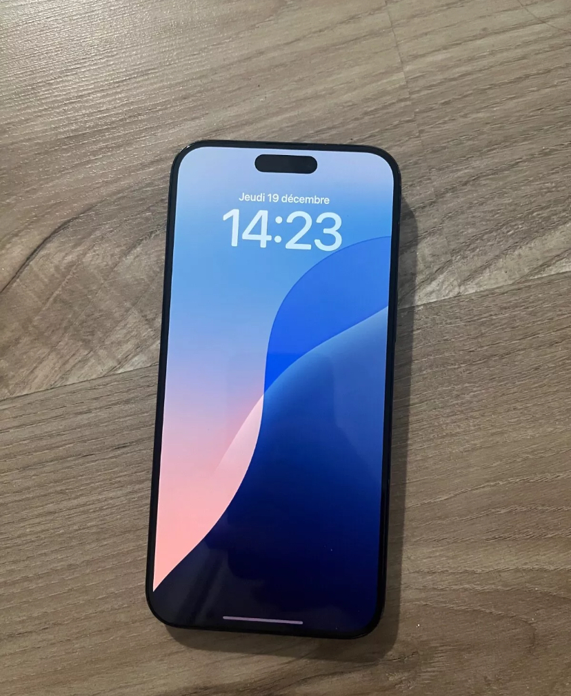 iPhone 15 Pro Max Reconditionné à Vendre