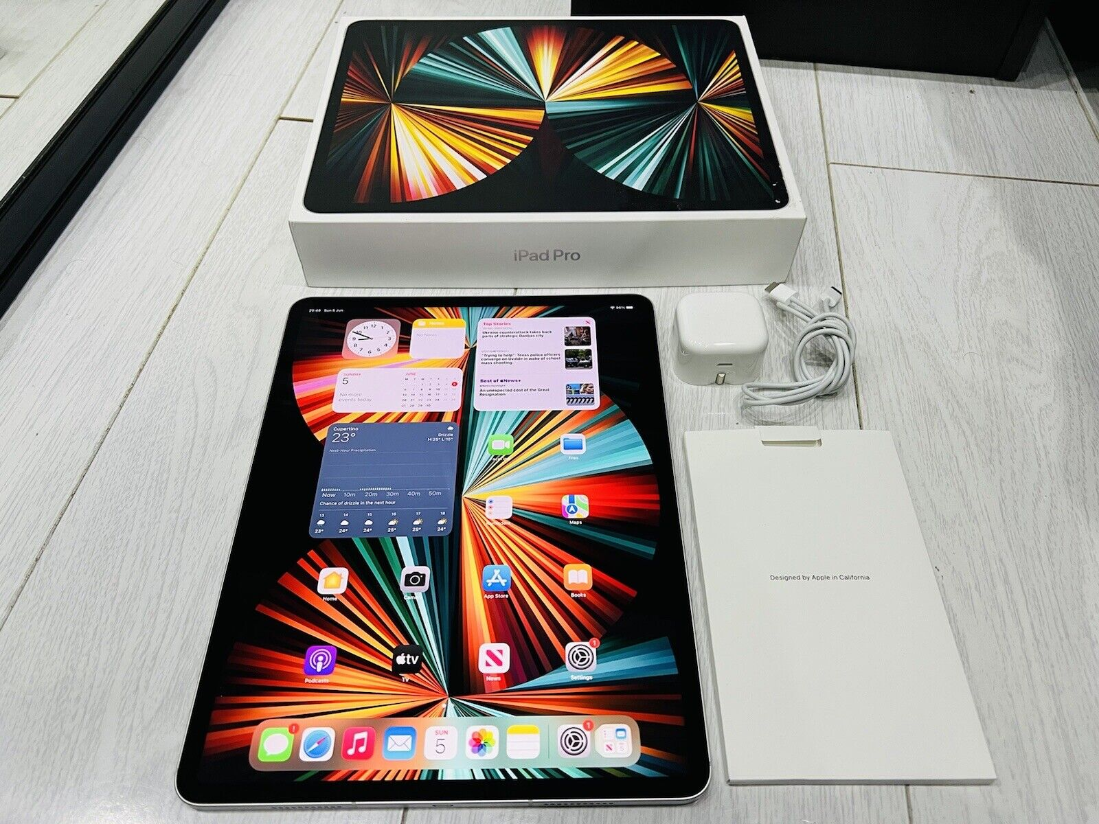 Apple iPad Pro 5e génération 12,9" M1 512 Go Wi-Fi + modèle cellulaire 5G en argent