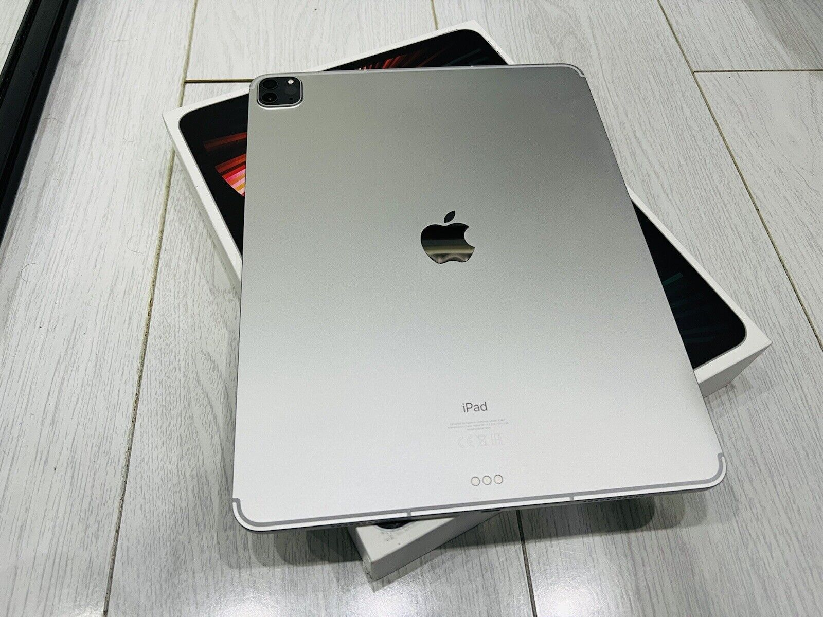 Apple iPad Pro 5e génération 12,9" M1 512 Go Wi-Fi + modèle cellulaire 5G en argent - Miniature 2