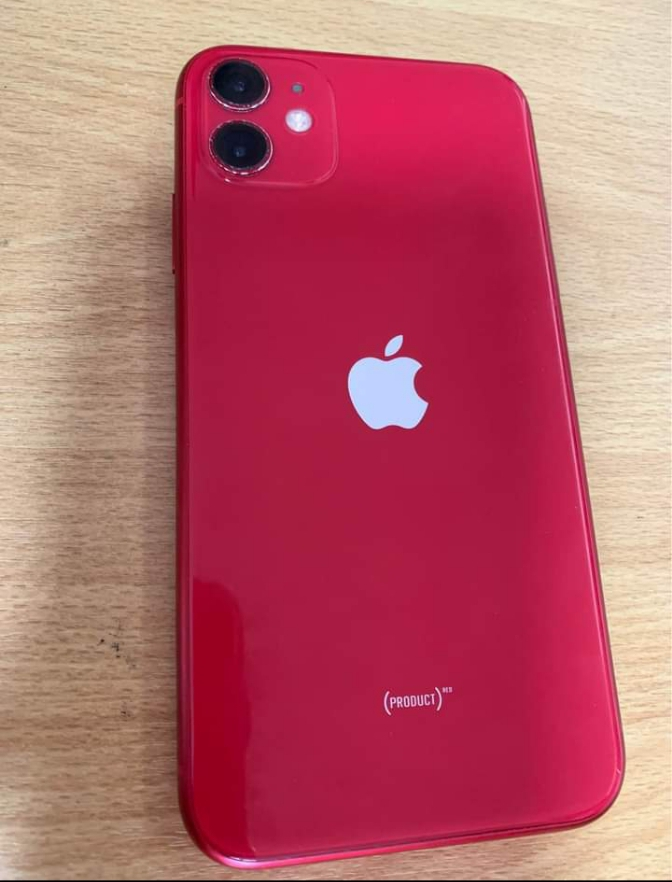 Iphone 11 64gb neuf avec tous les accessoires - Miniature 3