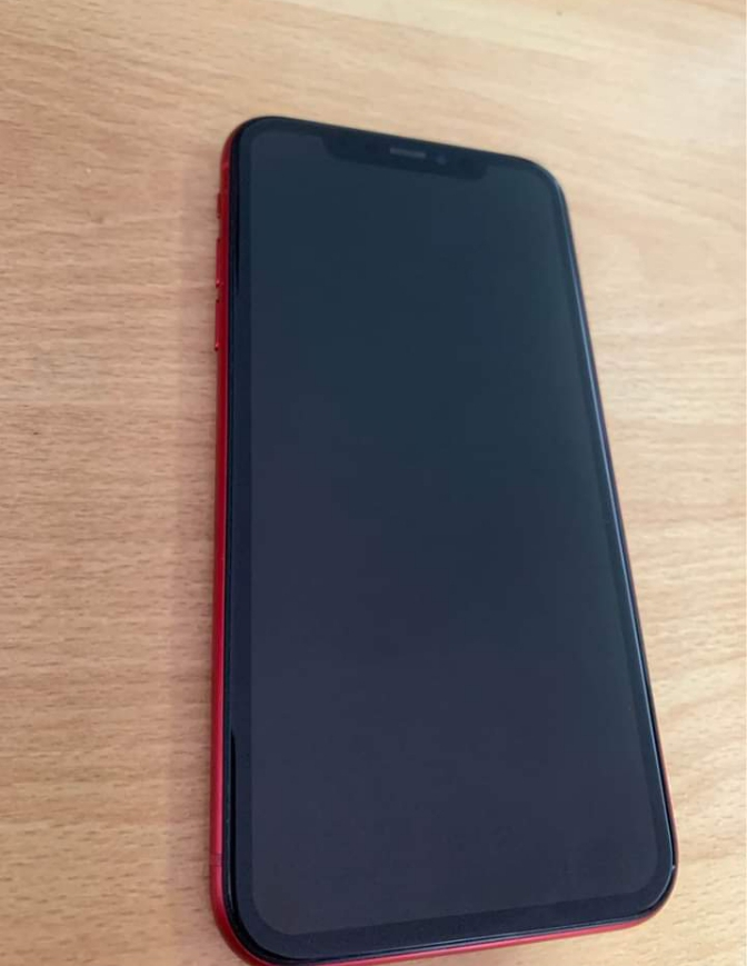 Iphone 11 64gb neuf avec tous les accessoires - Miniature 2