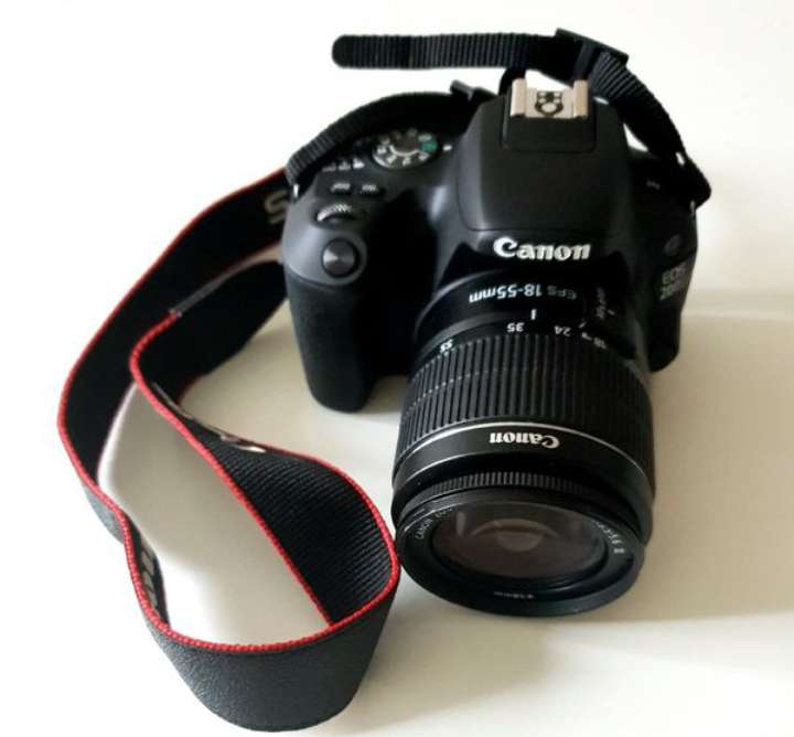 Canon 2000D - Miniature 3