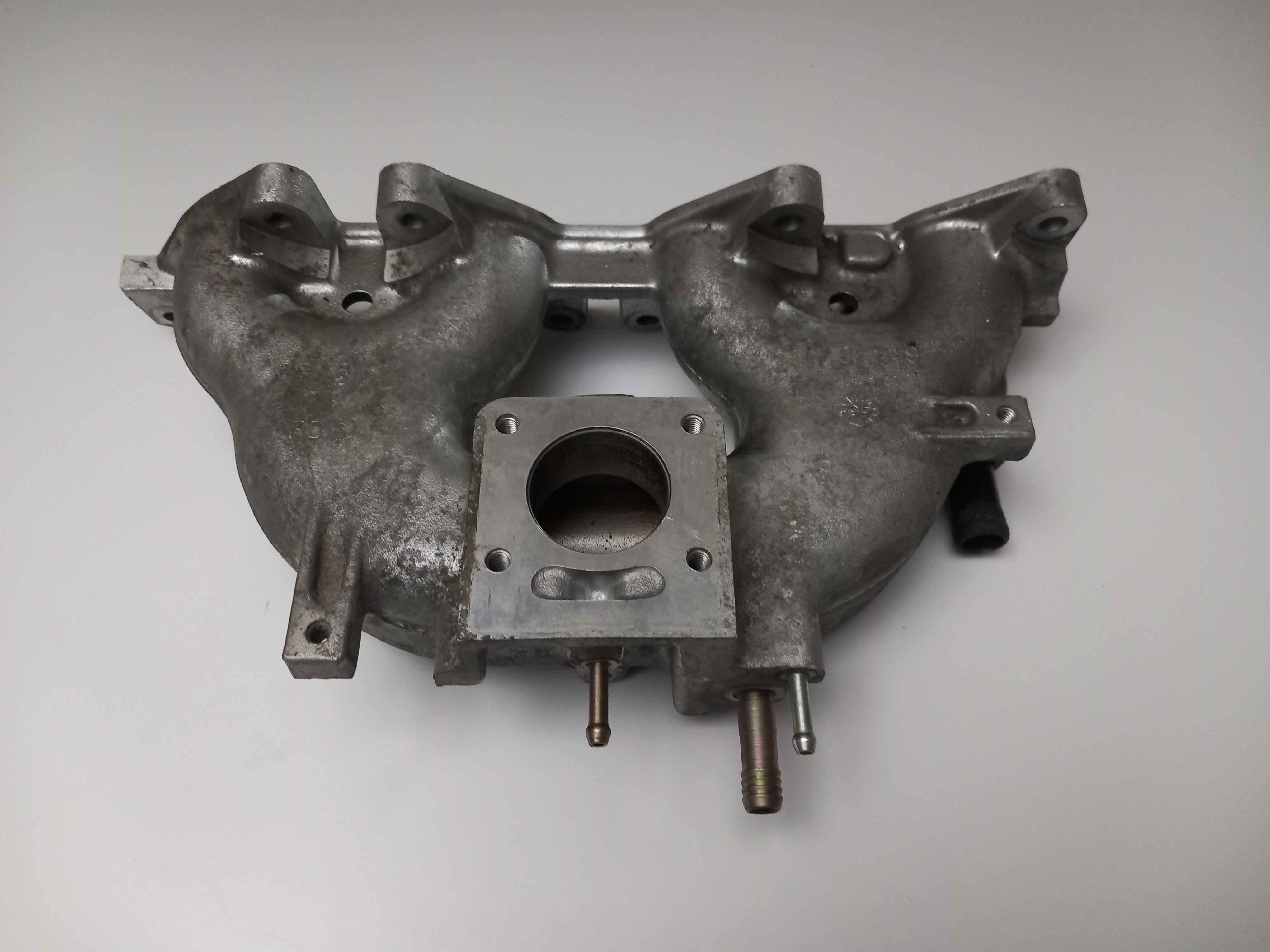 Collecteur d'admission Renault Clio 1990-1999