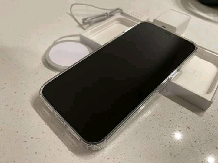 iPhone 12 pro max. - Miniature 3