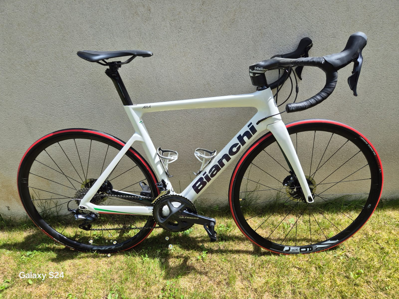 Vélo Bianchi ARIA ULTEGRA Blanc 2020 en Vente - Miniature 3