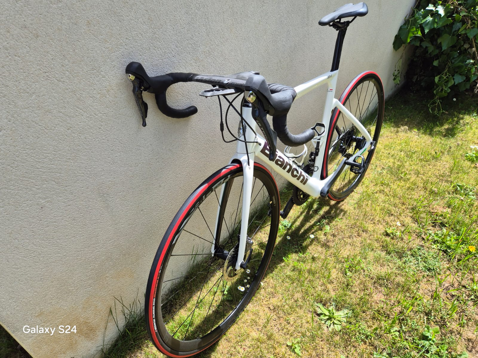Vélo Bianchi ARIA ULTEGRA Blanc 2020 en Vente - Miniature 6