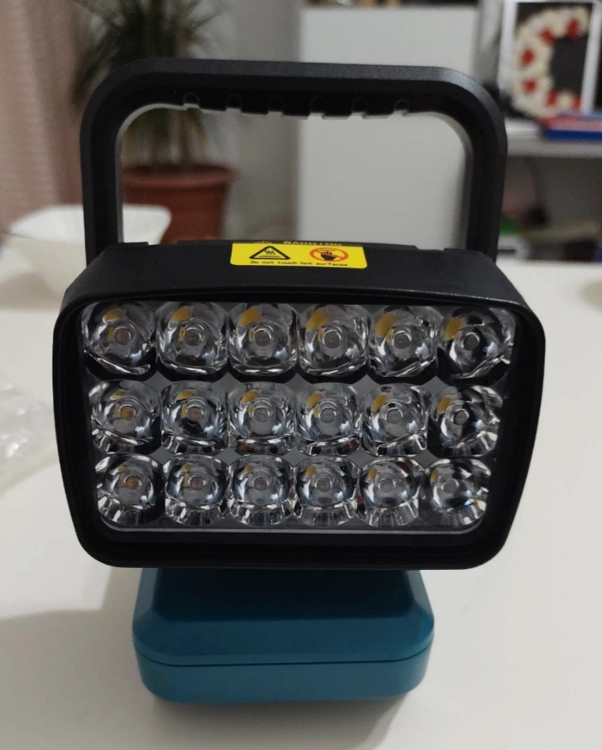 Projecteur phare lampe led 2 usb à batterie compatible Makita - Miniature 4