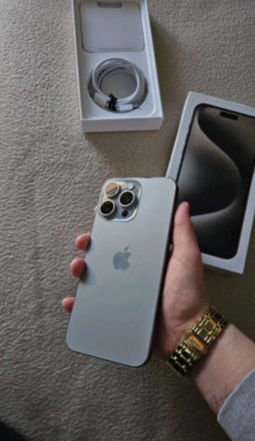 iPhone 15 pro max 512GB
