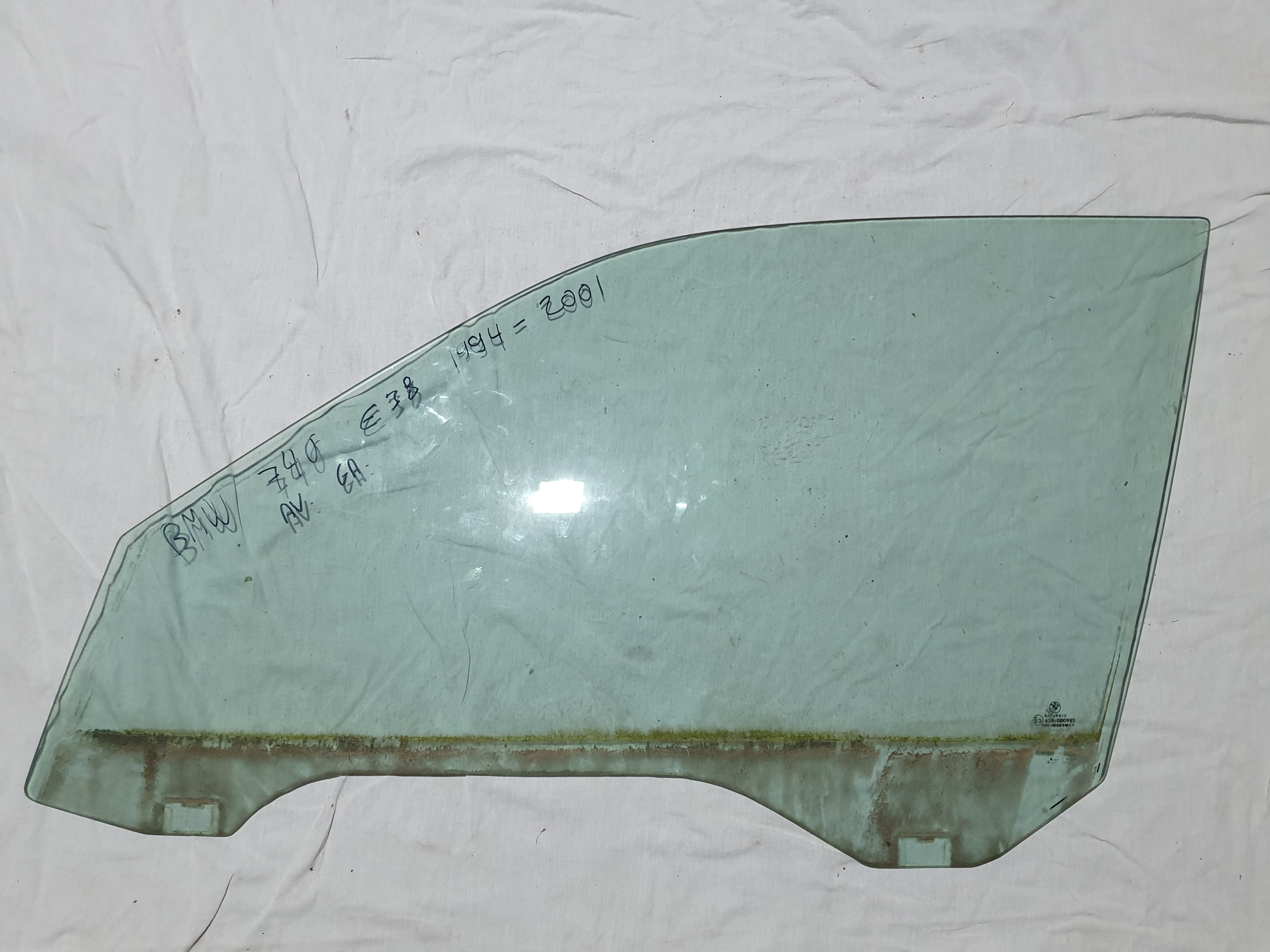 Vitre de portière avant BMW E38 740 1994-2001