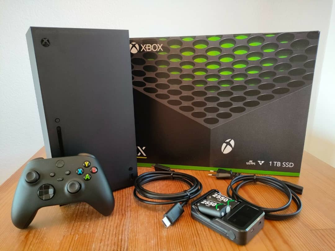X-box Series 5 - Miniature 2