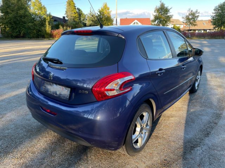 Peugeot 208 année 2012