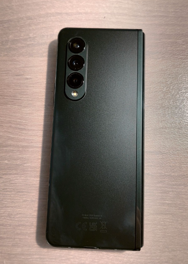 Samsung Galaxy Z Fold 3 DualSim avec 512 Go de mémoire interne et 12 Go de RAM