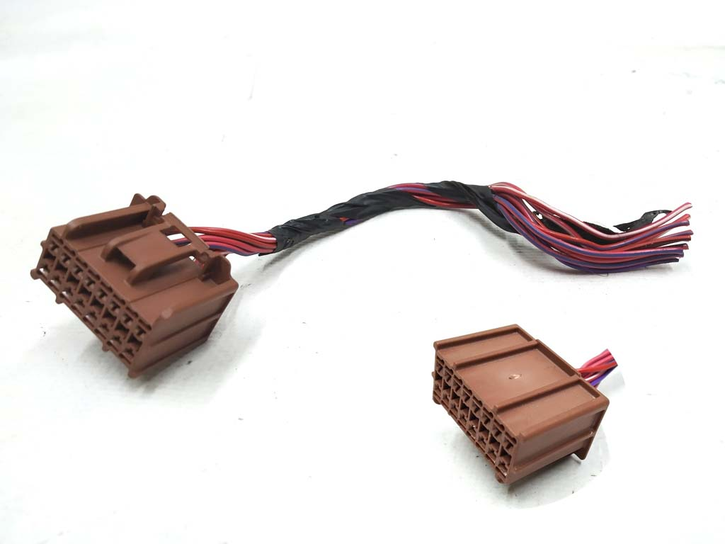 Connecteur de bloc de fusibles de câblage principal avant x031/16pin Tesla modèle X 13520384
