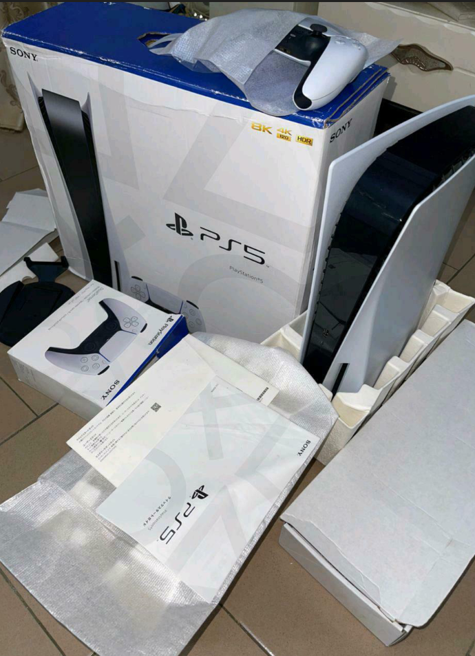 PlayStation PS 5 version disc