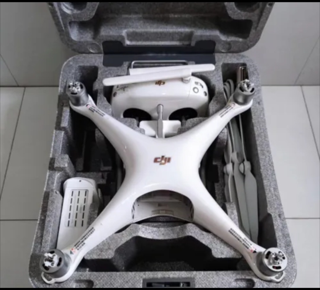 DJI Phantom 4 Pro V2.0 Drone 20M/4K 3-Axis Gimbal Camera Quadcopter