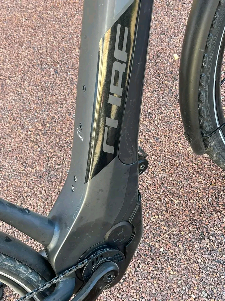 Vélo électrique cube