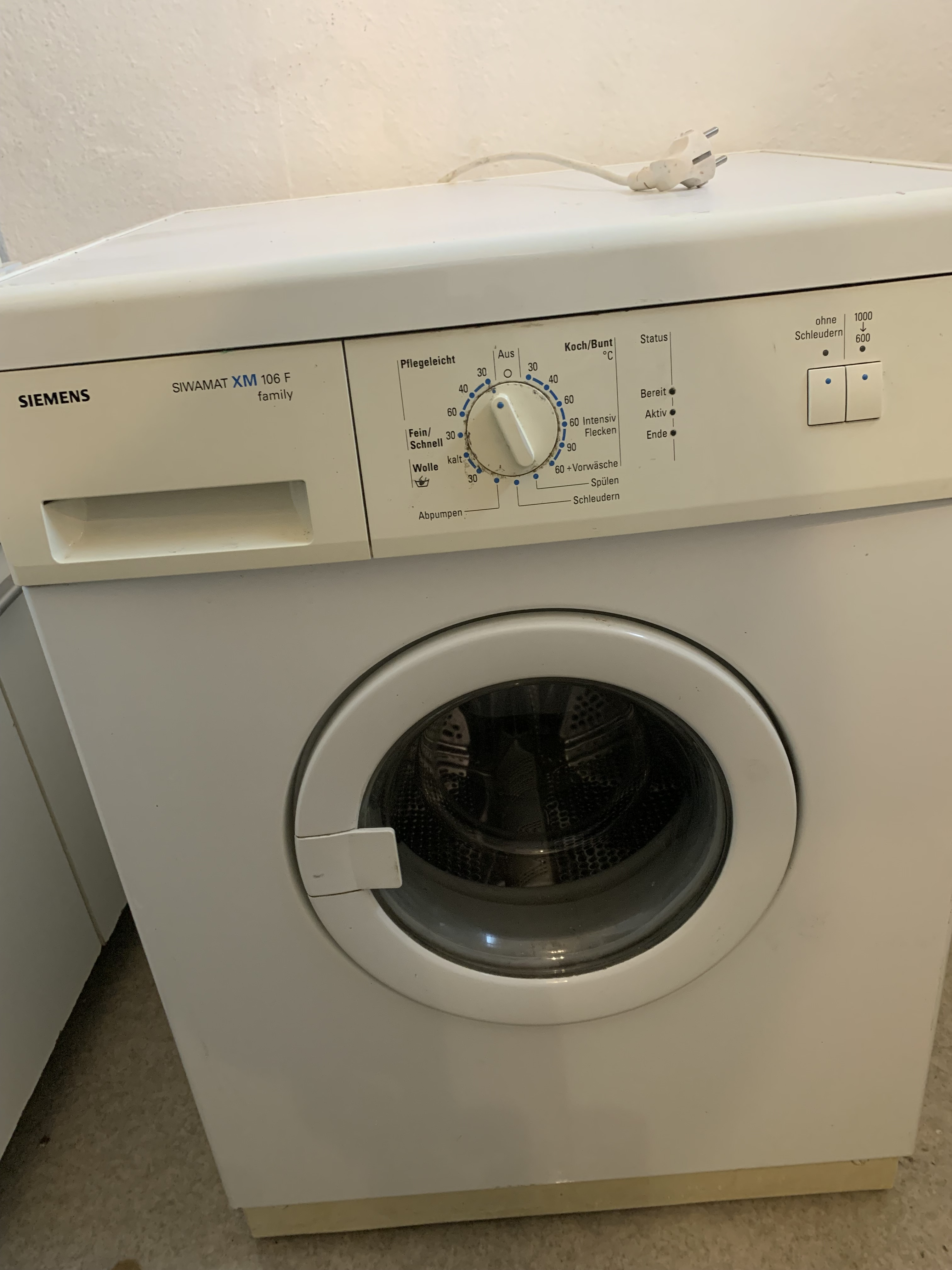Machine à laver en bon état