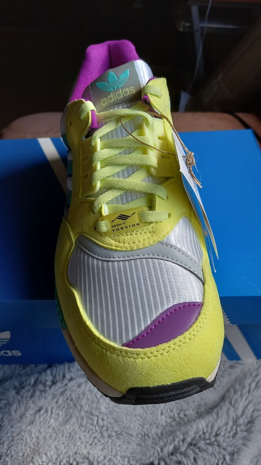Zx8000 / 9000 taille 42 2/3. Neuf et rare