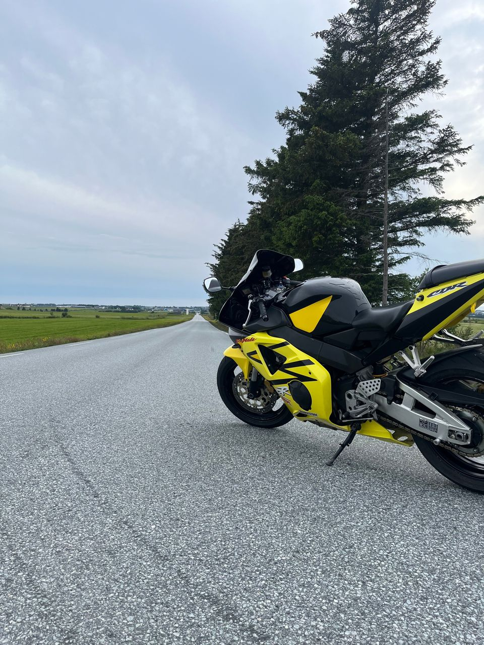 Honda CBR 954RR- Équipement; Centrale électrique - Miniature 10