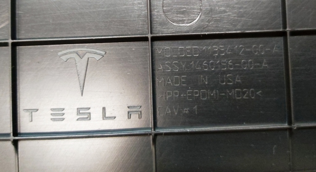 Tesla modèle X, capteur de température intérieure modèle 3
1045664-03-C