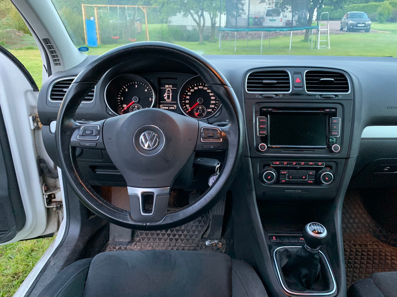 Volkswagen Golf 2.0 - Miniature 3