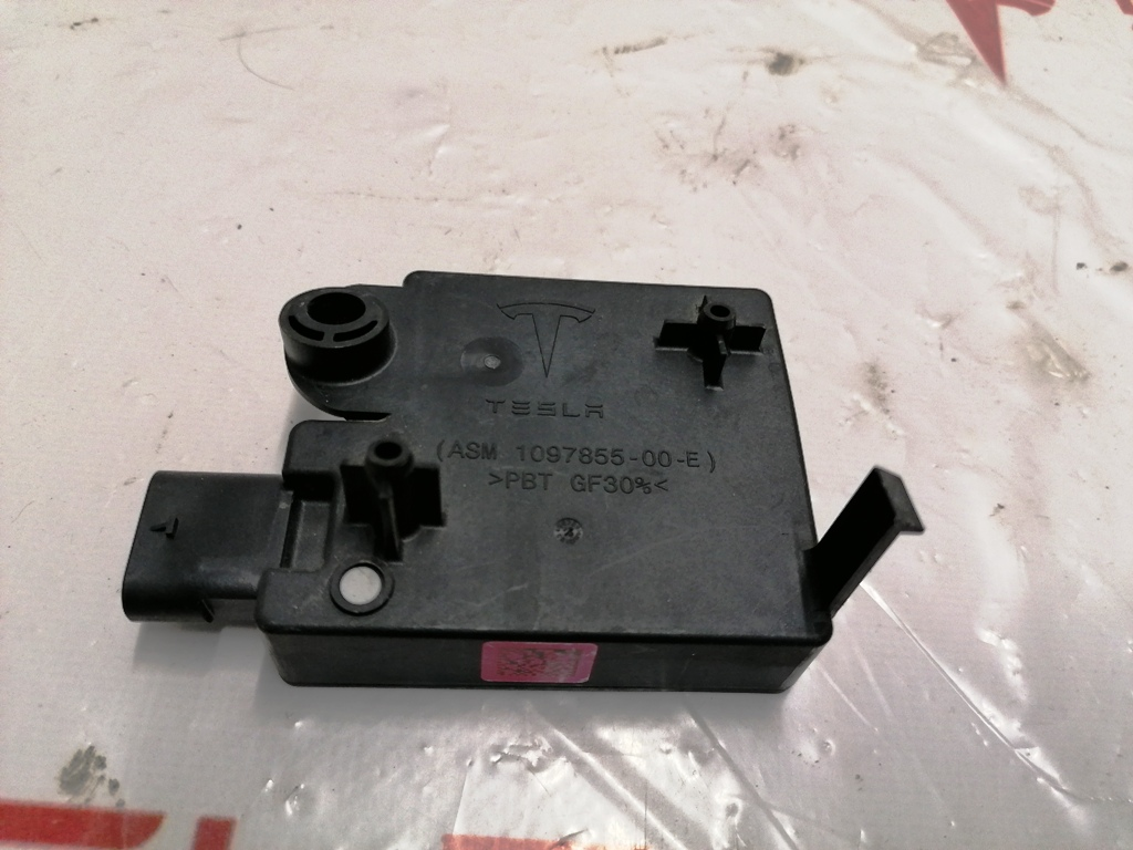 Unité Bluetooth Tesla modèle 3 1097855-00-E