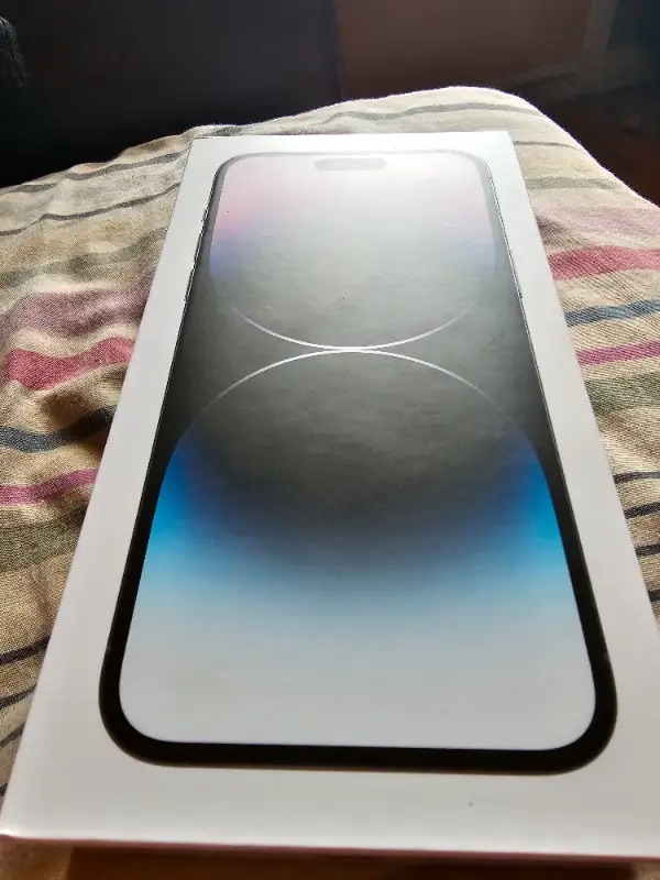 Iphone 14 pro max 128g violet foncé