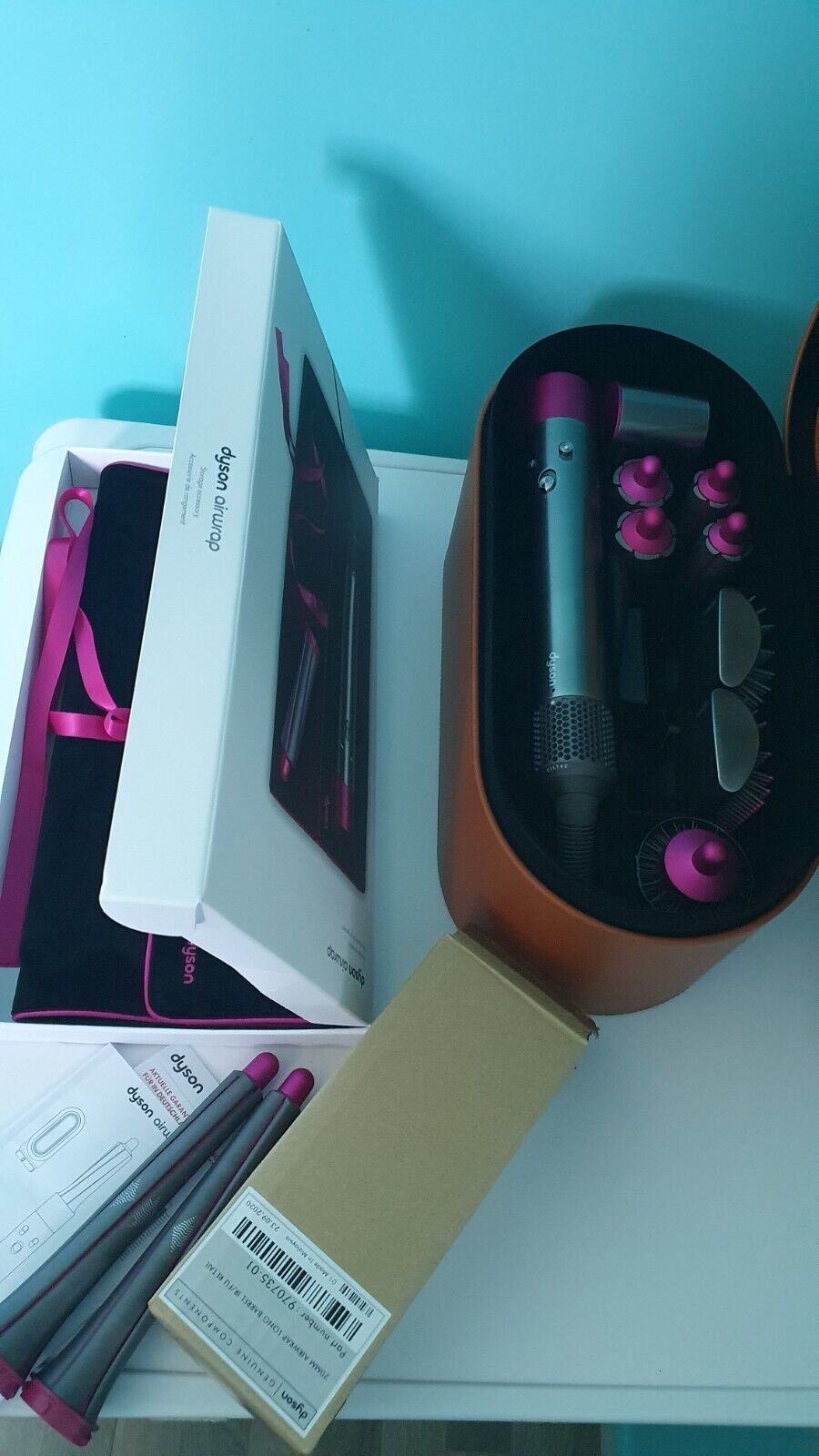 Dyson Airwrap etat neuf coffret luxe long Complet