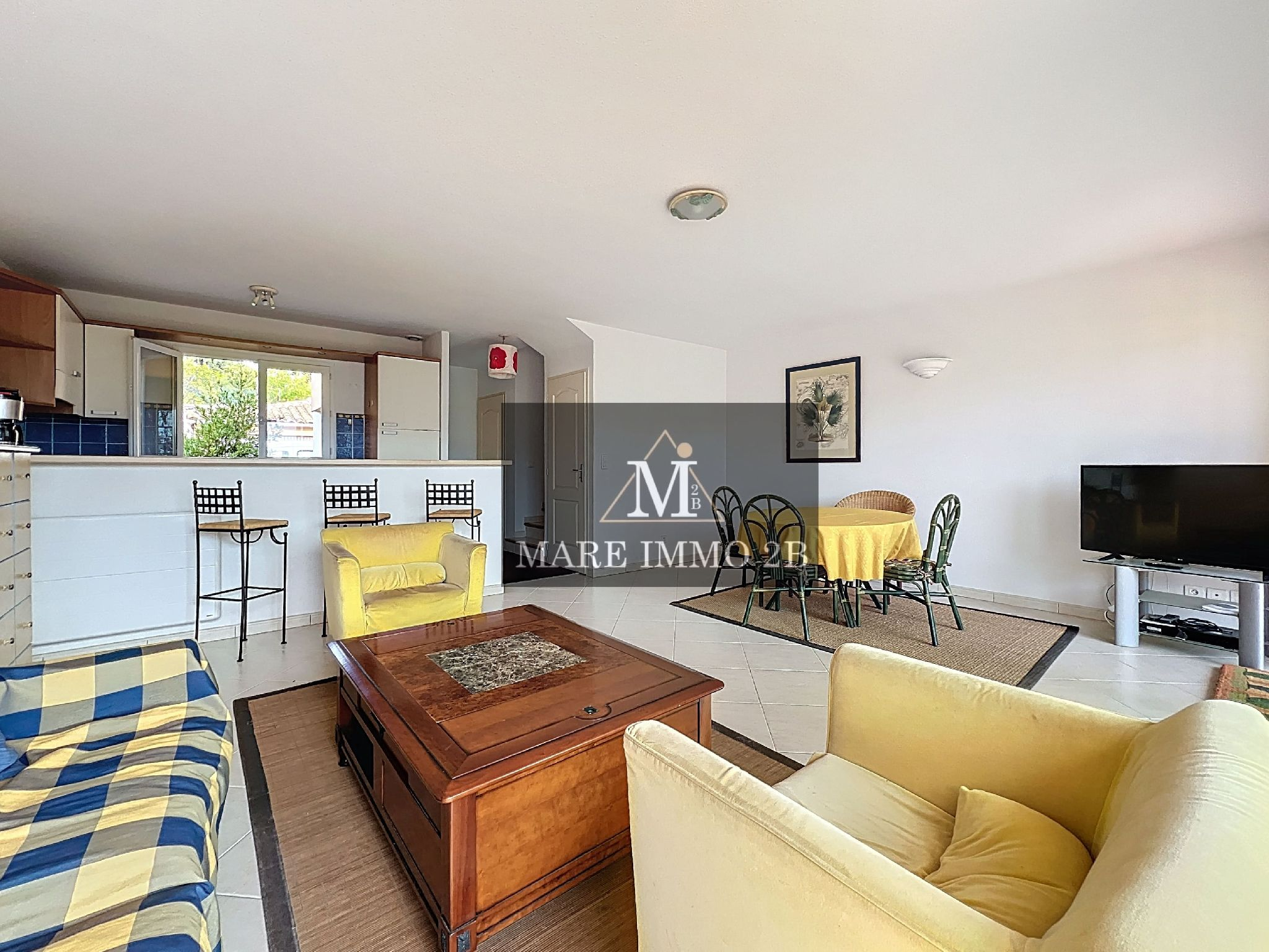 Superbe maison mitoyenne