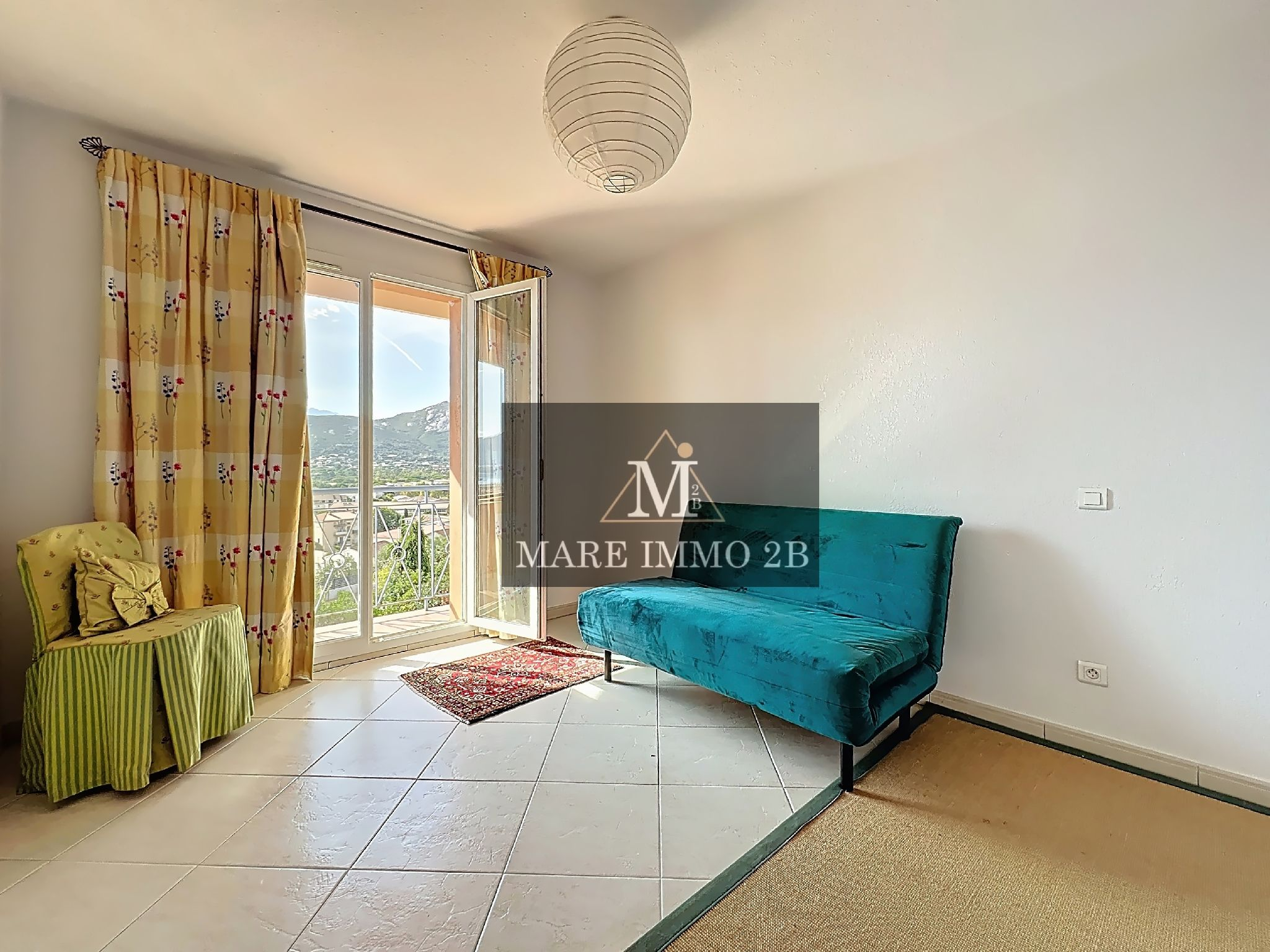 Superbe maison mitoyenne - Miniature 3