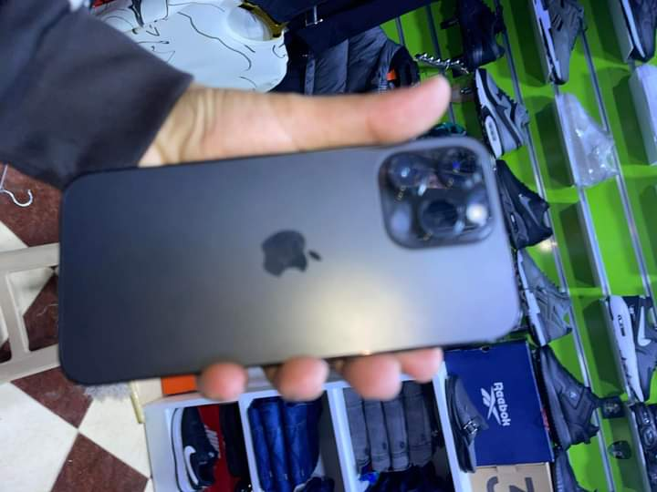 iPhone 14 pro max 256 Gb