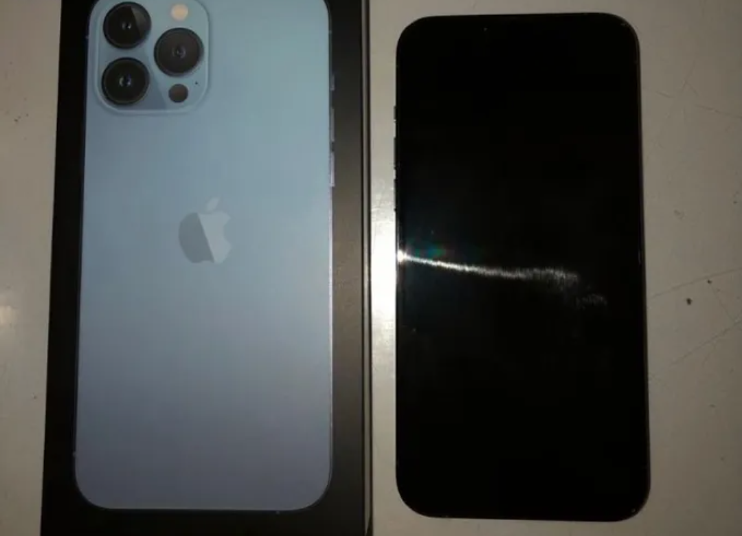 iPhone 13 pro - Photo 1
