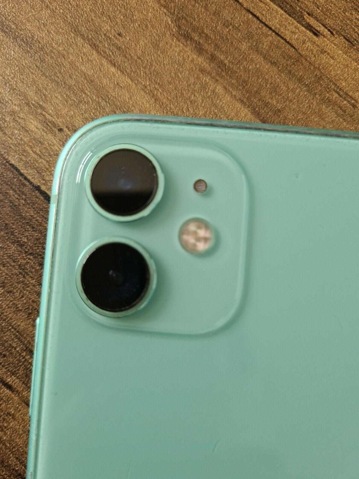 Apple iPhone 11 - 64Go - Vert (Désimlocké) A2221 (CDMA + GSM) - Miniature 3