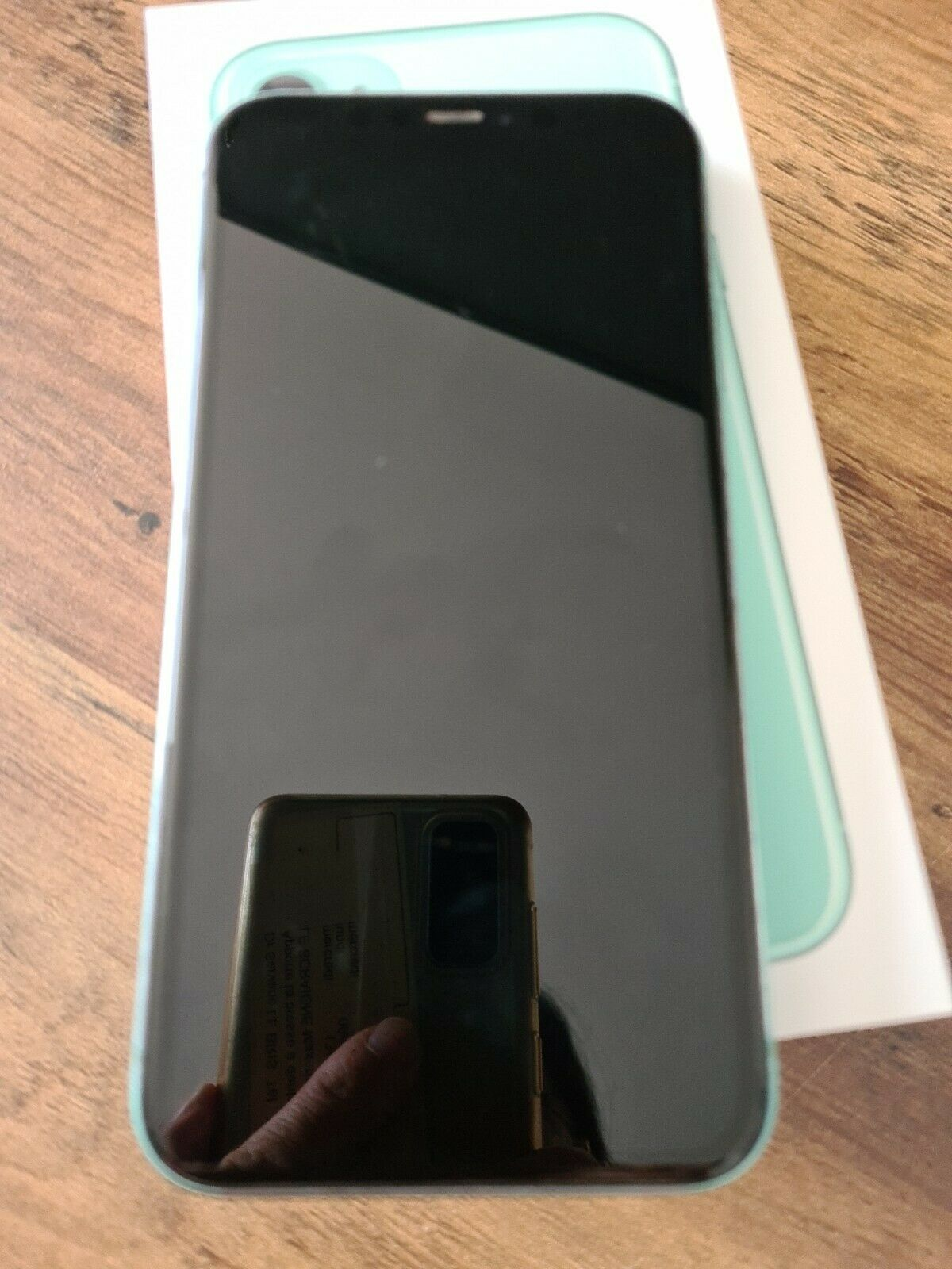 Apple iPhone 11 - 64Go - Vert (Désimlocké) A2221 (CDMA + GSM) - Miniature 4