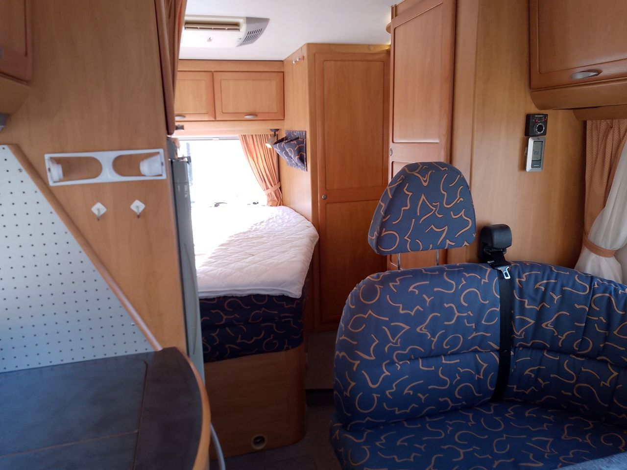 Camping-car A DONNER