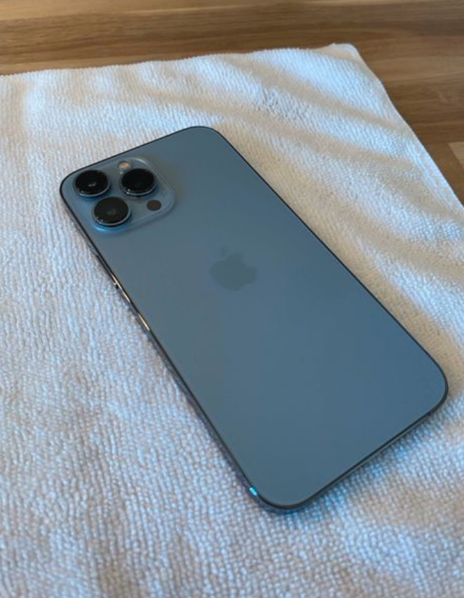 iphone 13 pro max en très bon état. - Miniature 3