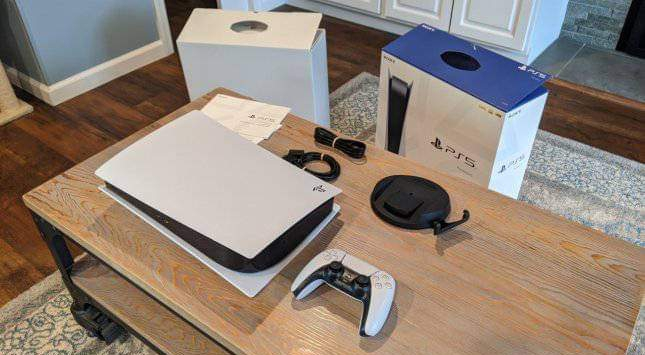 PS5 Disk Edition avec FIFA 22 - Miniature 3