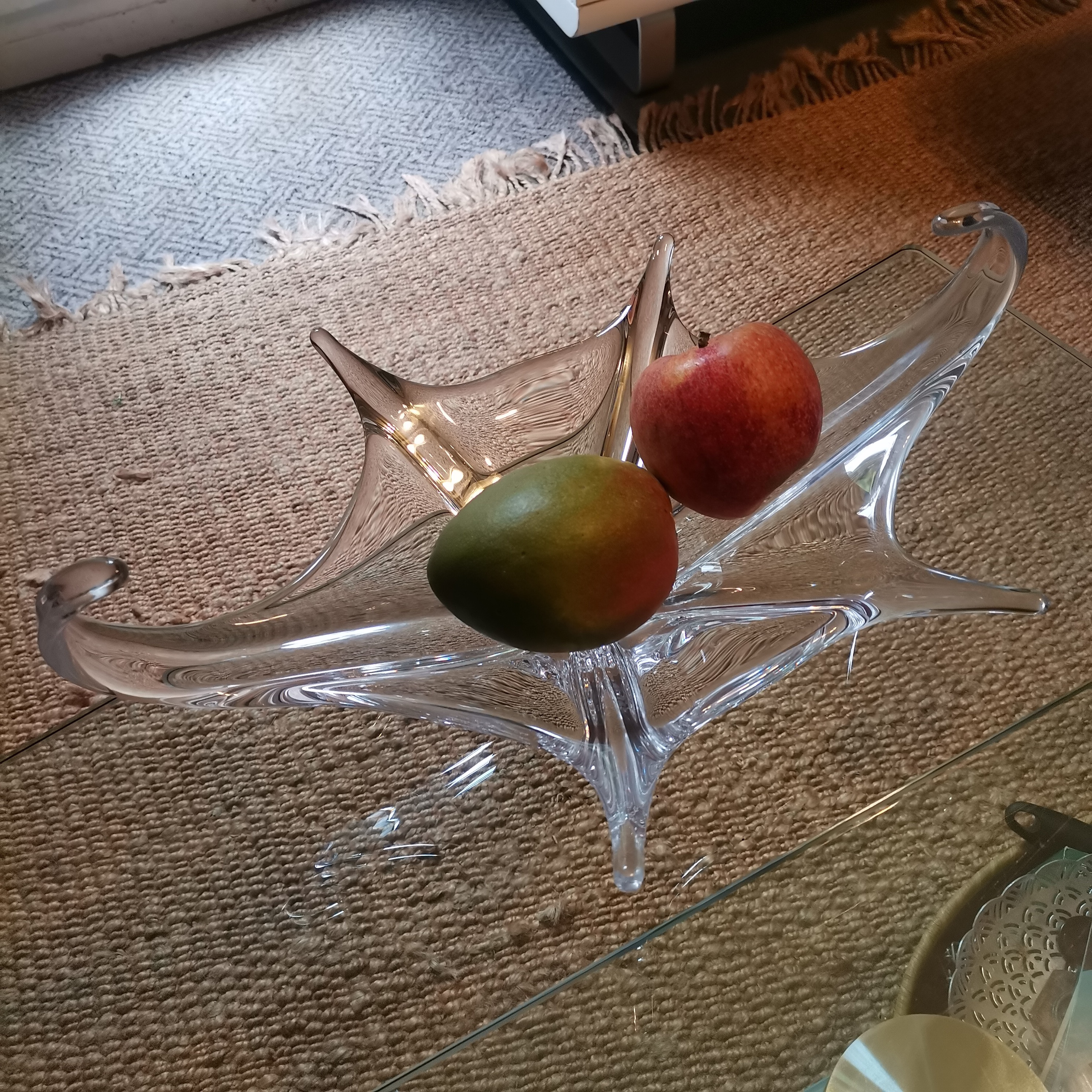 Coupe à fruits élégante en bon état