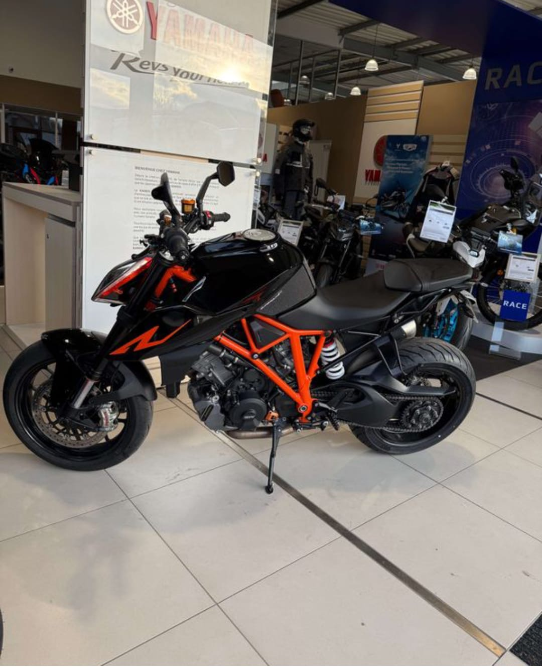 Ktm 1290 super duk - Miniature 3