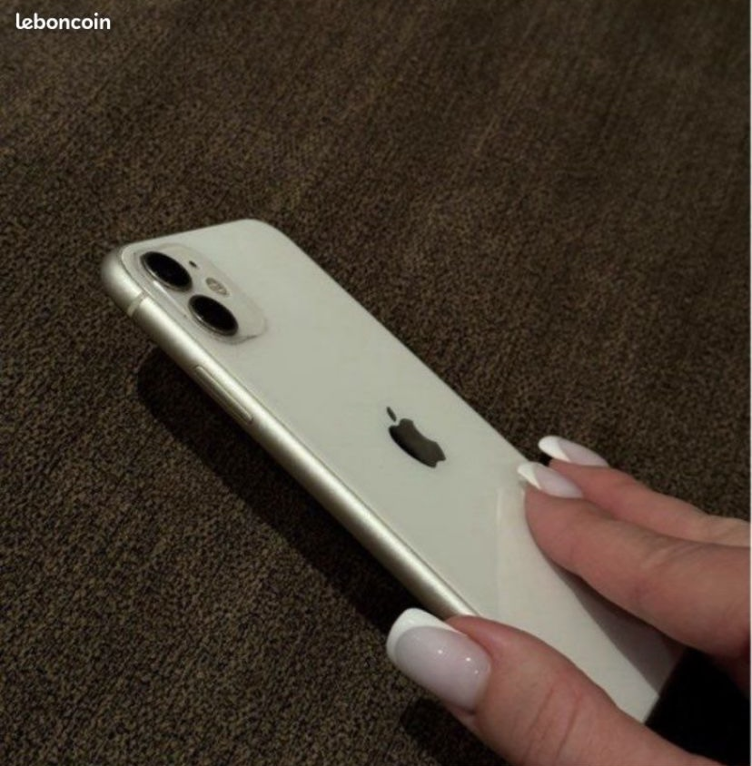 iPhone 11 64 GB à vendre