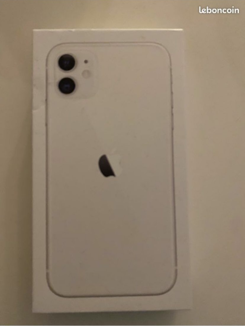 iPhone 11 64 GB à vendre - Miniature 3