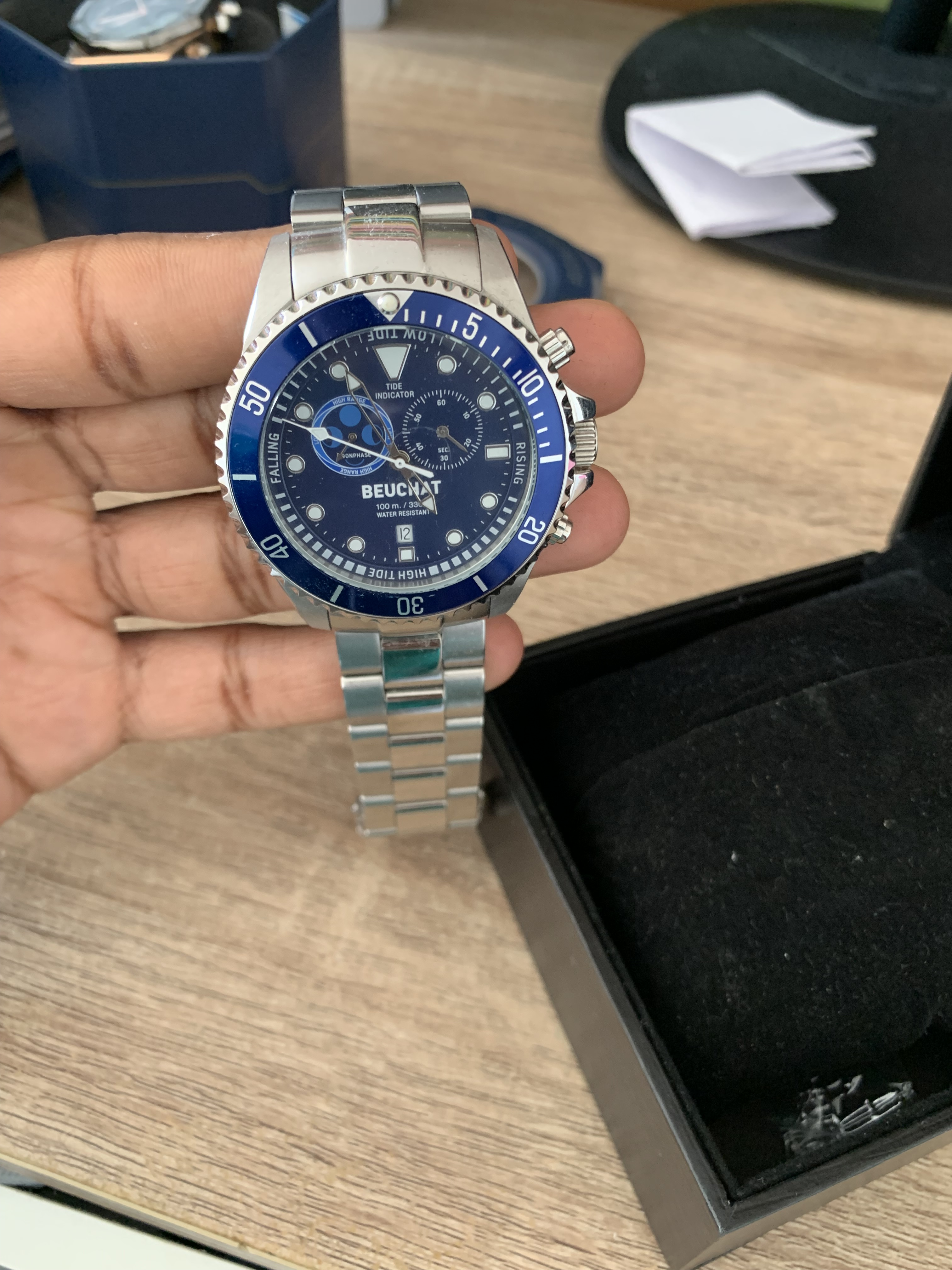 Montre Beuchat élégante et durable - Miniature 3