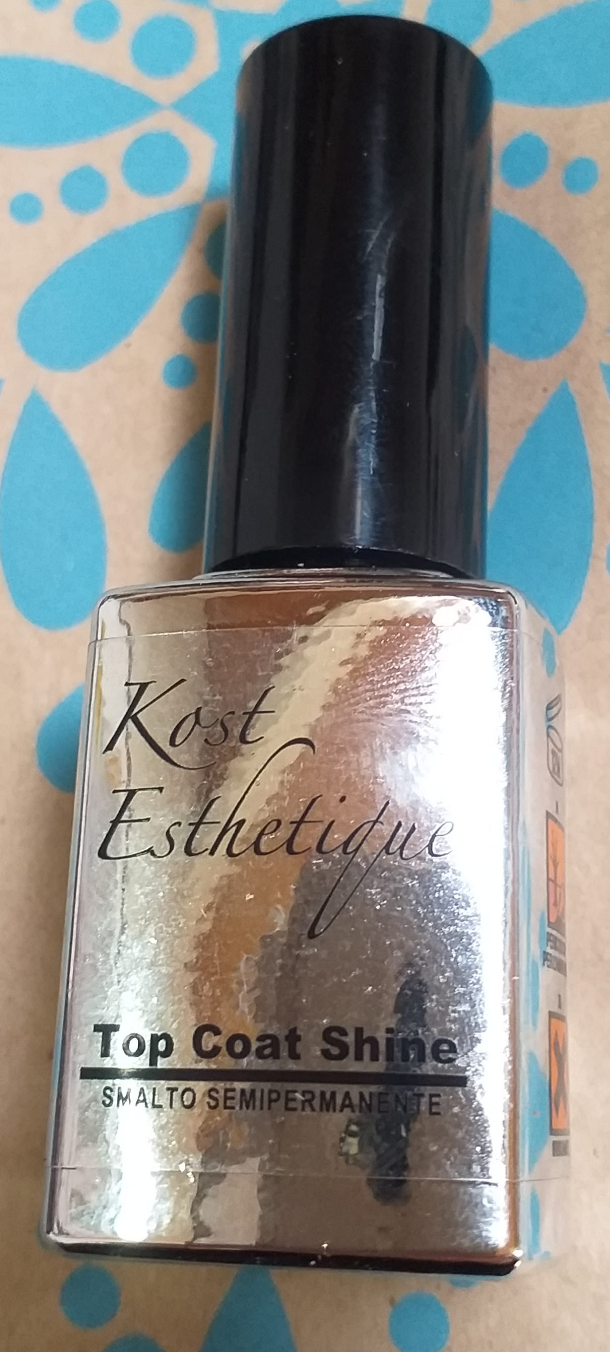 Vernis top coat semi permanent