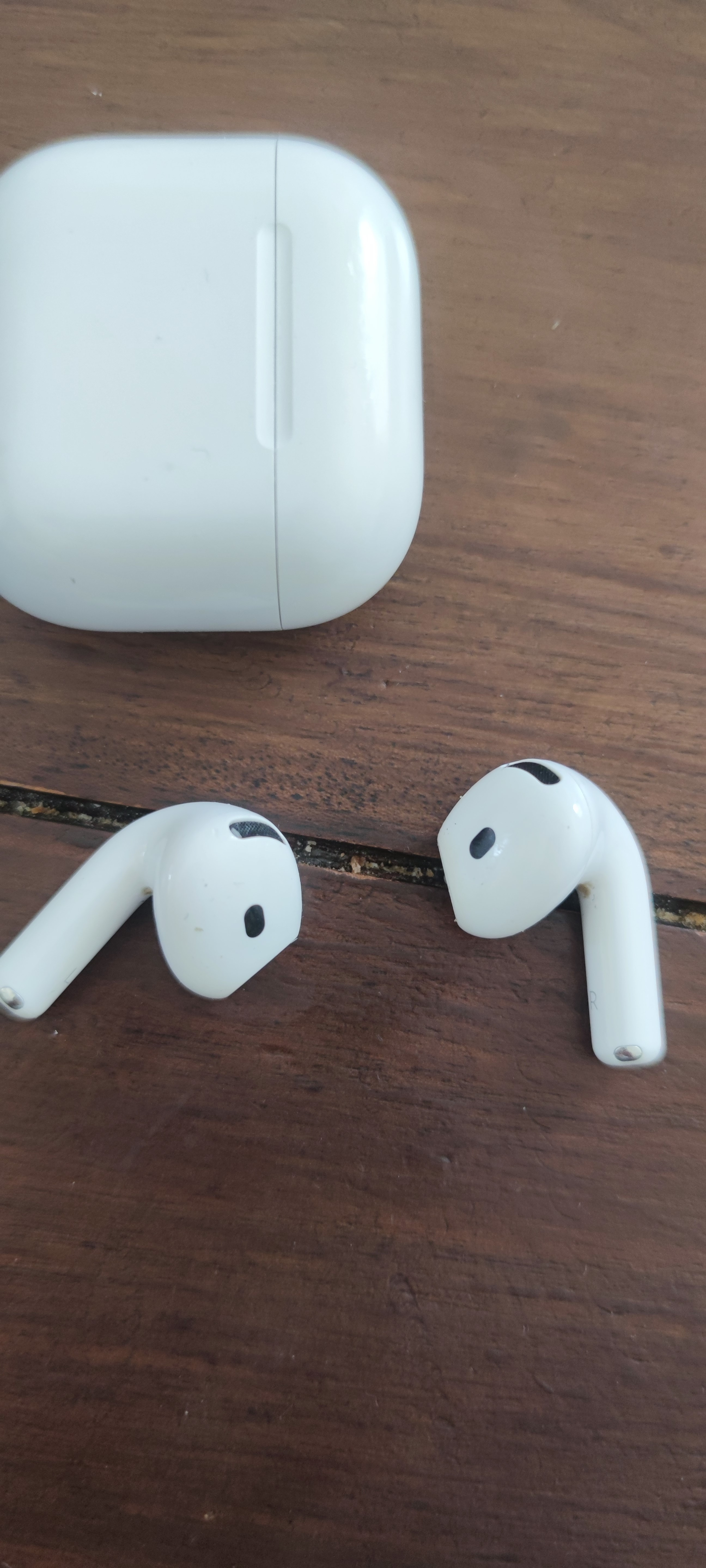 AirPods 4 Peu utilisé - Miniature 2