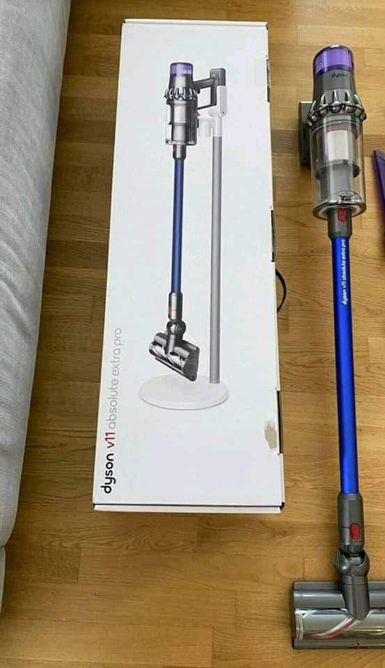 Dyson v11 absolute extra pro