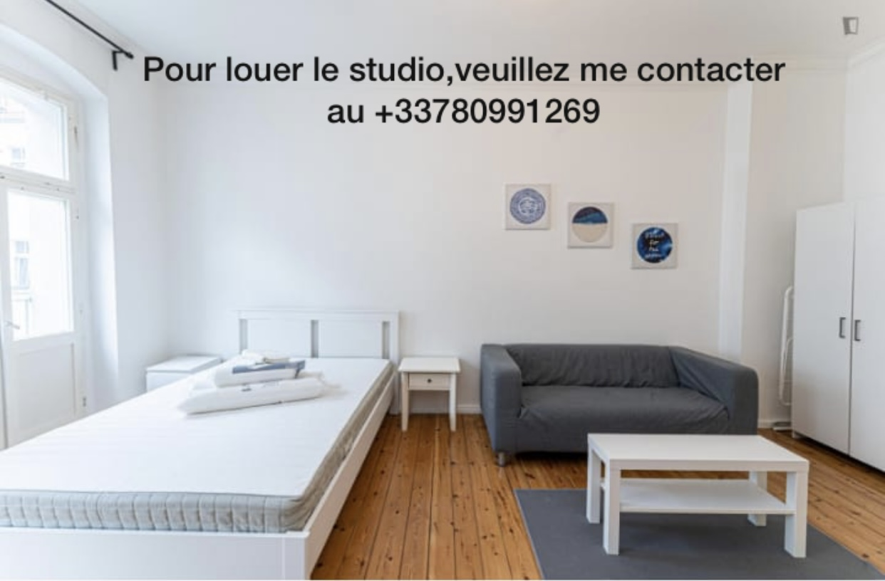 Studio meublé, Veuillez me contacter par watzapp au: +33780991269