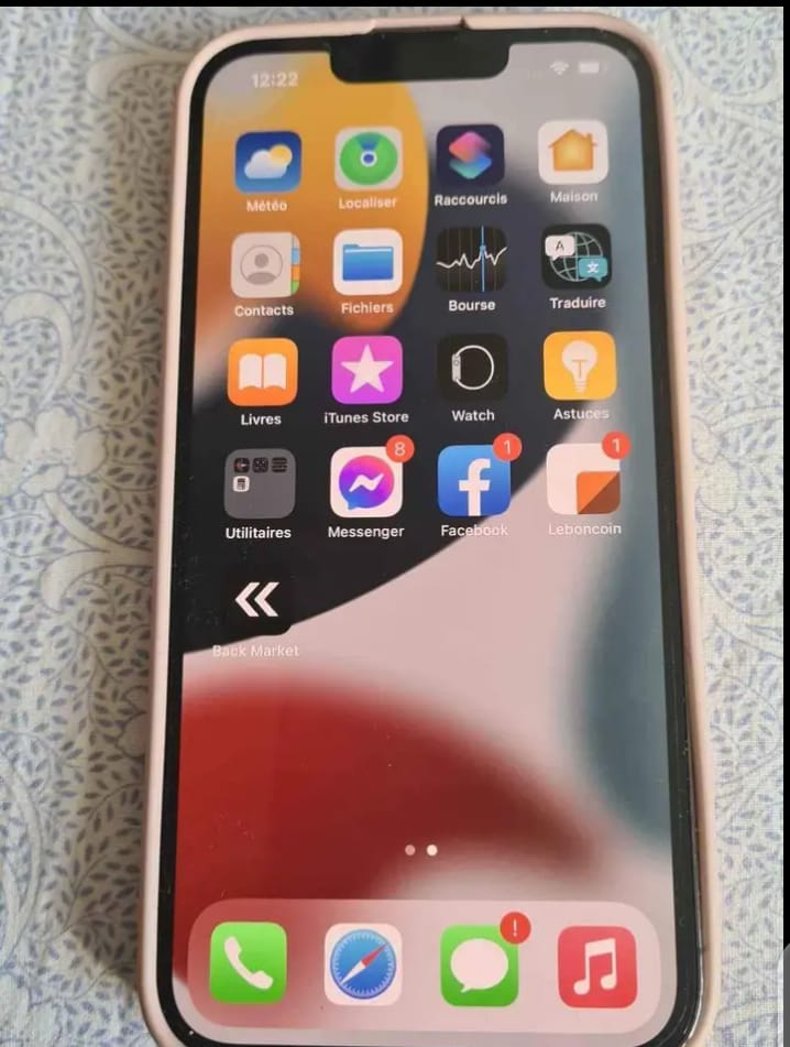 APPLE IPHONE