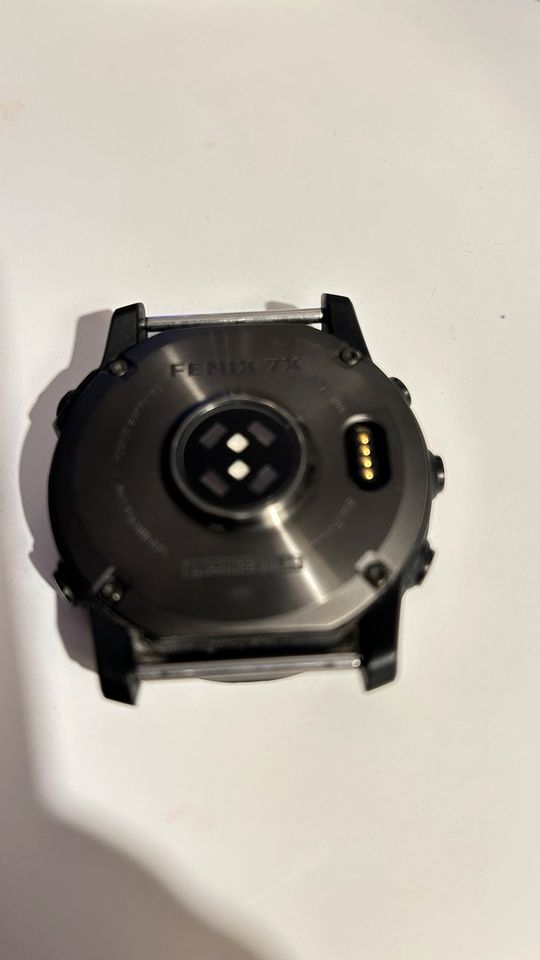 Garmin fenix 7x avec cartons et accessoires - Miniature 4