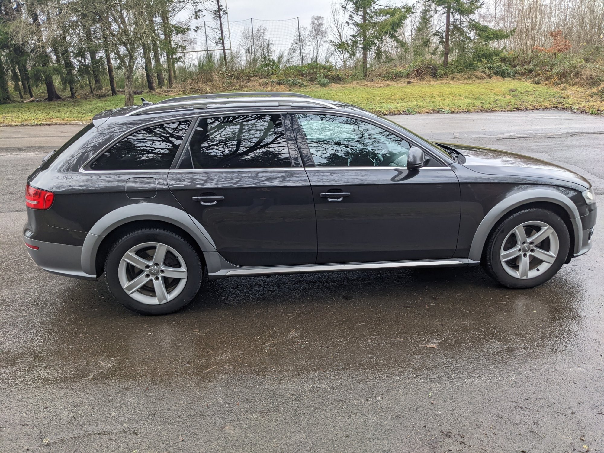 Audi A4 Allroad Quattro 2.0 TDI (2009) - Diesel - Manuelle - 136 hp - 268.998 km - Miniature 5